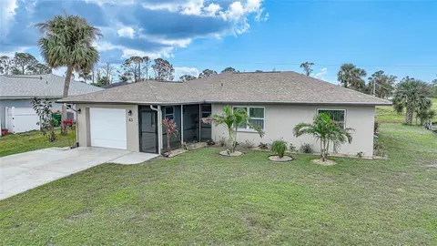 43 Mark Twain Ln, Rotonda West, FL 33947