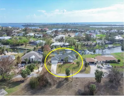 165 Spyglass Aly, Placida, FL 33946