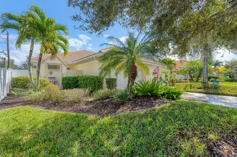 28108 Pablo Picasso Dr, Englewood, FL 34223