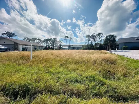 1035 Schooner Ln, Englewood, FL 34224