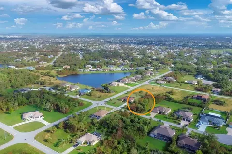 130 Island Ct, Rotonda West, FL 33947