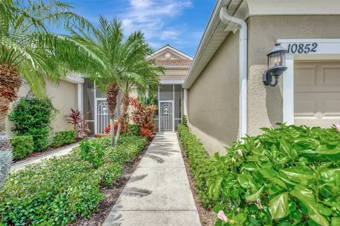 10852 Lerwick Cir, Englewood, FL 34223