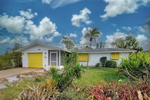 1165 Oxford Dr, Englewood, FL 34223