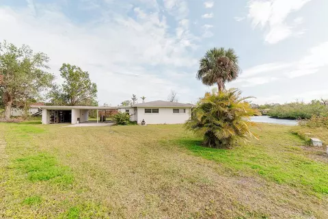 446 Court St, Englewood, FL 34223