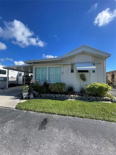 1475 Flamingo Dr #300, Englewood, FL 34224