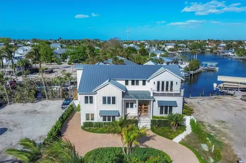 231 Harbor Dr, Boca Grande, FL 33921 photo 1