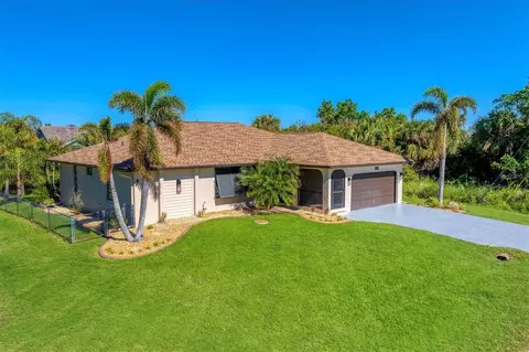 18686 Arapahoe Cir, Port Charlotte, FL 33948
