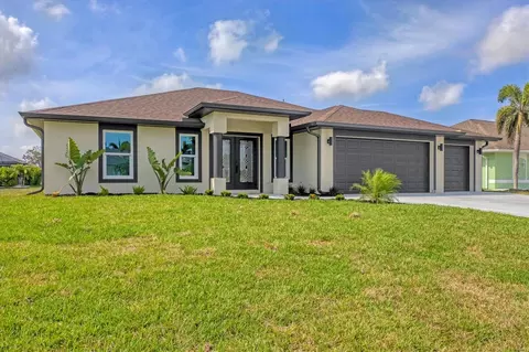 19 Long Meadow Ln, Rotonda West, FL 33947