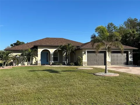 166 Rotonda Blvd N, Rotonda West, FL 33947