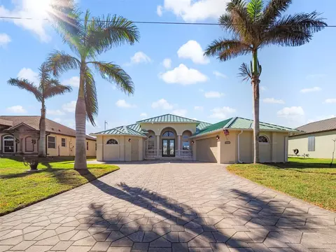 9567 Honeymoon Dr, Port Charlotte, FL 33981