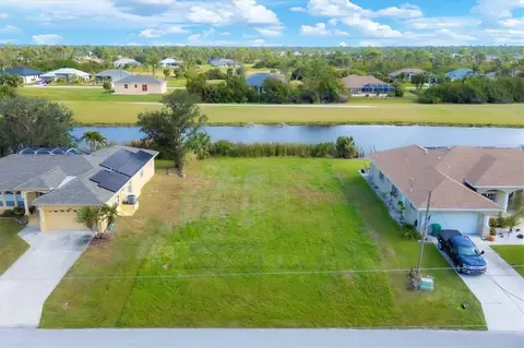 244 Tournament Rd, Rotonda West, FL 33947