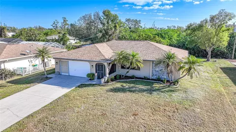 907 Jarvis Ter, Port Charlotte, FL 33948
