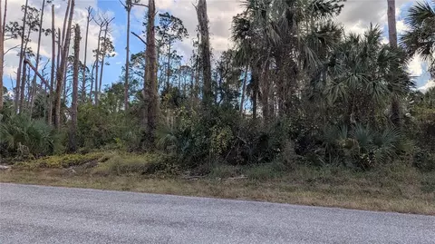 17421 Dudley Ave, Port Charlotte, FL 33954