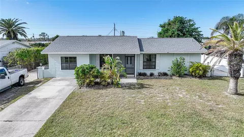 1740 Faust Dr, Englewood, FL 34224