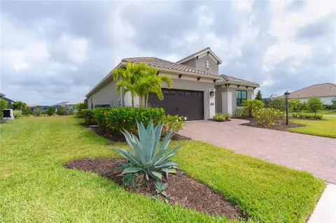 10958 Trevino St, Englewood, FL 34223