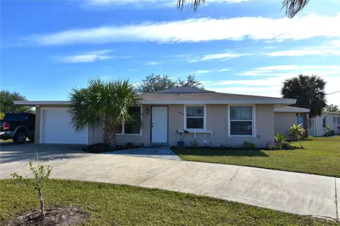 4064 Harbor Blvd, Port Charlotte, FL 33952