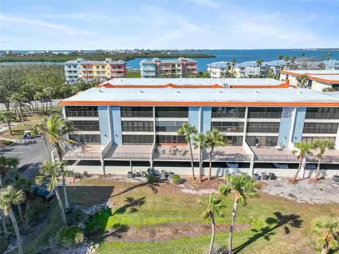 1551 Beach Rd #205, Englewood, FL 34223