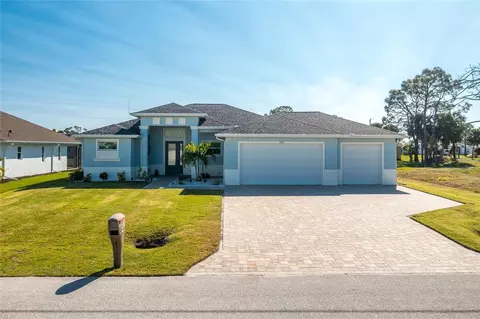 275 Broadmoor Ln, Rotonda West, FL 33947