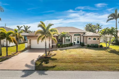 4 White Marsh Ln, Rotonda West, FL 33947