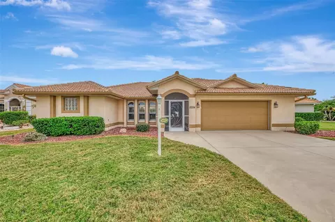 8224 Lakeside Dr, Englewood, FL 34224