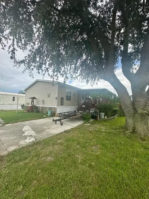 15521 Mapletree Dr, Punta Gorda, FL 33955