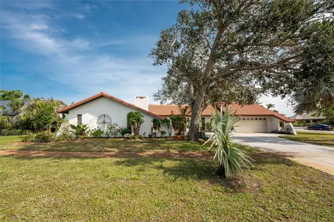 307 Gladstone Blvd, Englewood, FL 34223