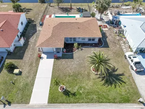 93 Rotonda Cir, Rotonda West, FL 33947