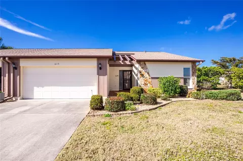 615 Apple Ln, Englewood, FL 34223