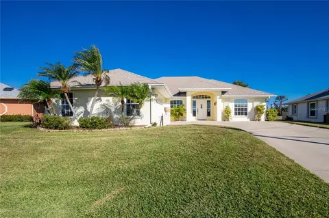 40 Bunker Pl, Rotonda West, FL 33947