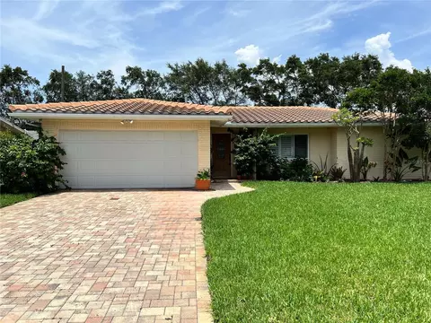 1755 Georgia Ave NE, Saint Petersburg, FL 33703