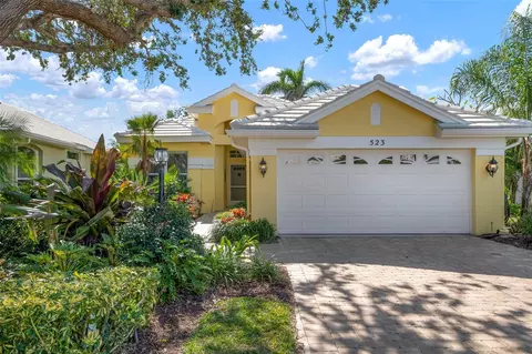 523 Fallbrook Dr, Venice, FL 34292