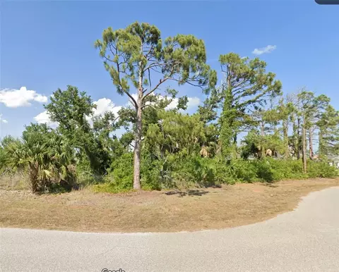 126 Australian Dr, Rotonda West, FL 33947
