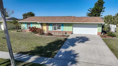 6543 Coliseum Blvd, Port Charlotte, FL 33981