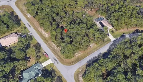 100 Hercules Dr, Rotonda West, FL 33947