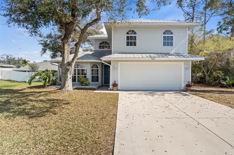 332 Comstock St, Port Charlotte, FL 33954