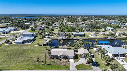 18198 Burkholder Cir, Port Charlotte, FL 33948
