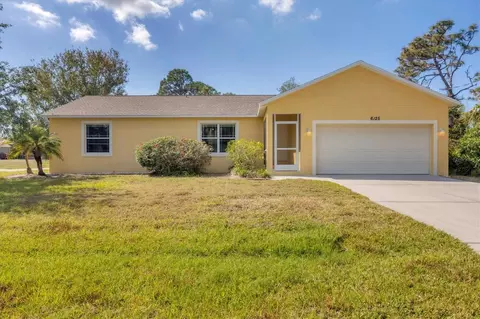 6125 Higgins Ln, Englewood, FL 34224
