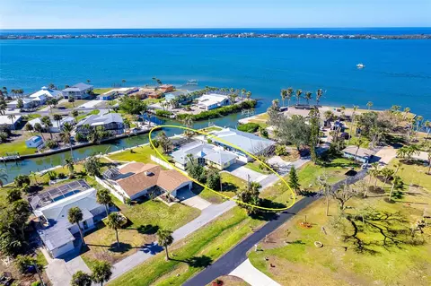 275 North Dr, Englewood, FL 34223