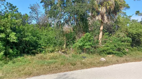 4347 Concert St, Port Charlotte, FL 33948