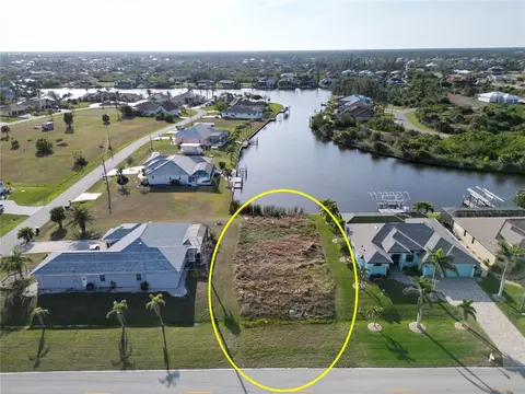 8909 St Paul Dr, Port Charlotte, FL 33981