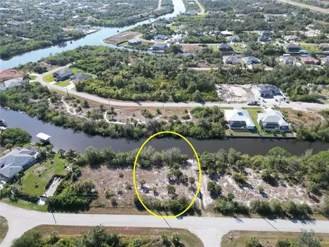 9570 Gazania Dr, Port Charlotte, FL 33981