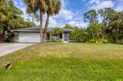 2700 Colonade Ln, North Port, FL 34286
