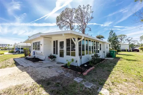 3220 Holly Ave, Englewood, FL 34224
