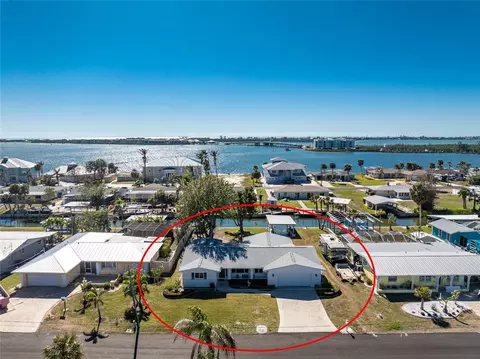 1456 Deer Creek Dr, Englewood, FL 34223