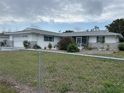 990 Sandlewood Dr, Venice, FL 34293