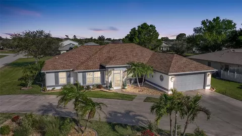 98 Seasons Dr, Punta Gorda, FL 33983