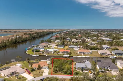 10533 Washington Rd, Port Charlotte, FL 33981