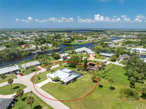 4405 Boggs St, Port Charlotte, FL 33948