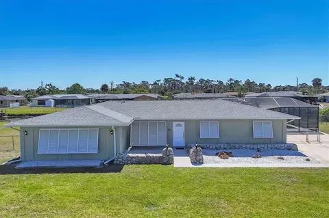 13 Caddy Rd, Rotonda West, FL 33947
