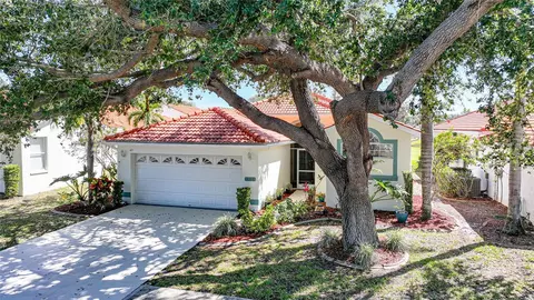 4308 Summertree Rd, Venice, FL 34293